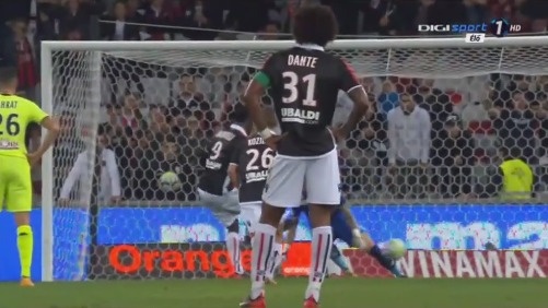 辽宁男篮王哲林末节爆发带队取胜（王哲林末节发威率辽宁男篮胜出）