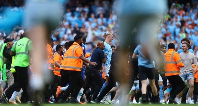 雷速X咪咕英超截图预测：利物浦迎战桑德兰，预测比分赢好礼（雷速X咪咕英超截图竞猜：利物浦对阵桑德兰，猜比分赢好礼）