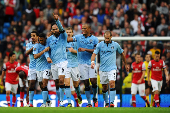 足坛U20球员转会费TOP20：姆巴佩1.8亿欧第一，菲利克斯第二（U20球员转会费前20榜：姆巴佩以1.8亿欧领跑，菲利克斯位居第二）