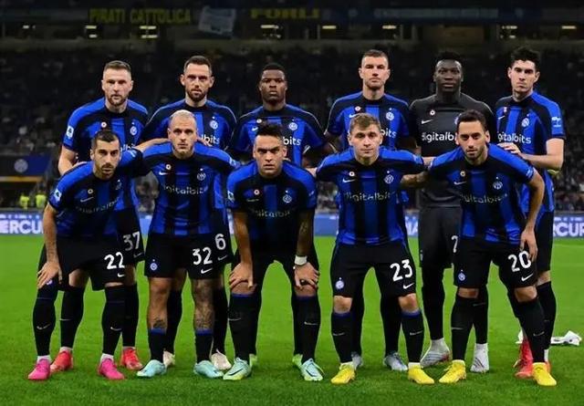 1-2遭逆转，切尔西上一次欧冠半场领先后输球是在2013年（切尔西1-2被逆转：欧冠半场领先仍落败，上一次已是2013年）