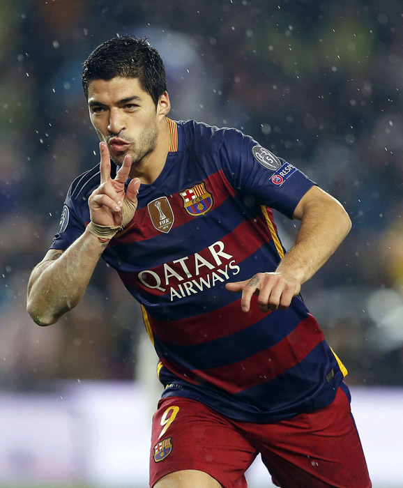 坐镇中场，指挥调度🪄让我们一起继续创造新的历史⭐（掌控中场，运筹帷幄🪄携手续写全新辉煌⭐）