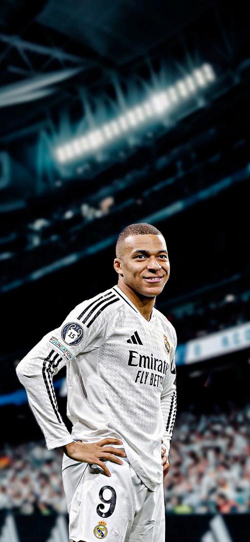 曼联中场引援现良机，埃德森身价暴跌至4000万欧（曼联中场补强迎良机：埃德森估值仅4000万欧）