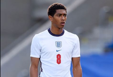 美记：独行侠交易戴维斯并非板上钉钉，他们不着急聘请总经理（美记称：独行侠追求戴维斯的交易尚未定案，暂不急于任命总经理）