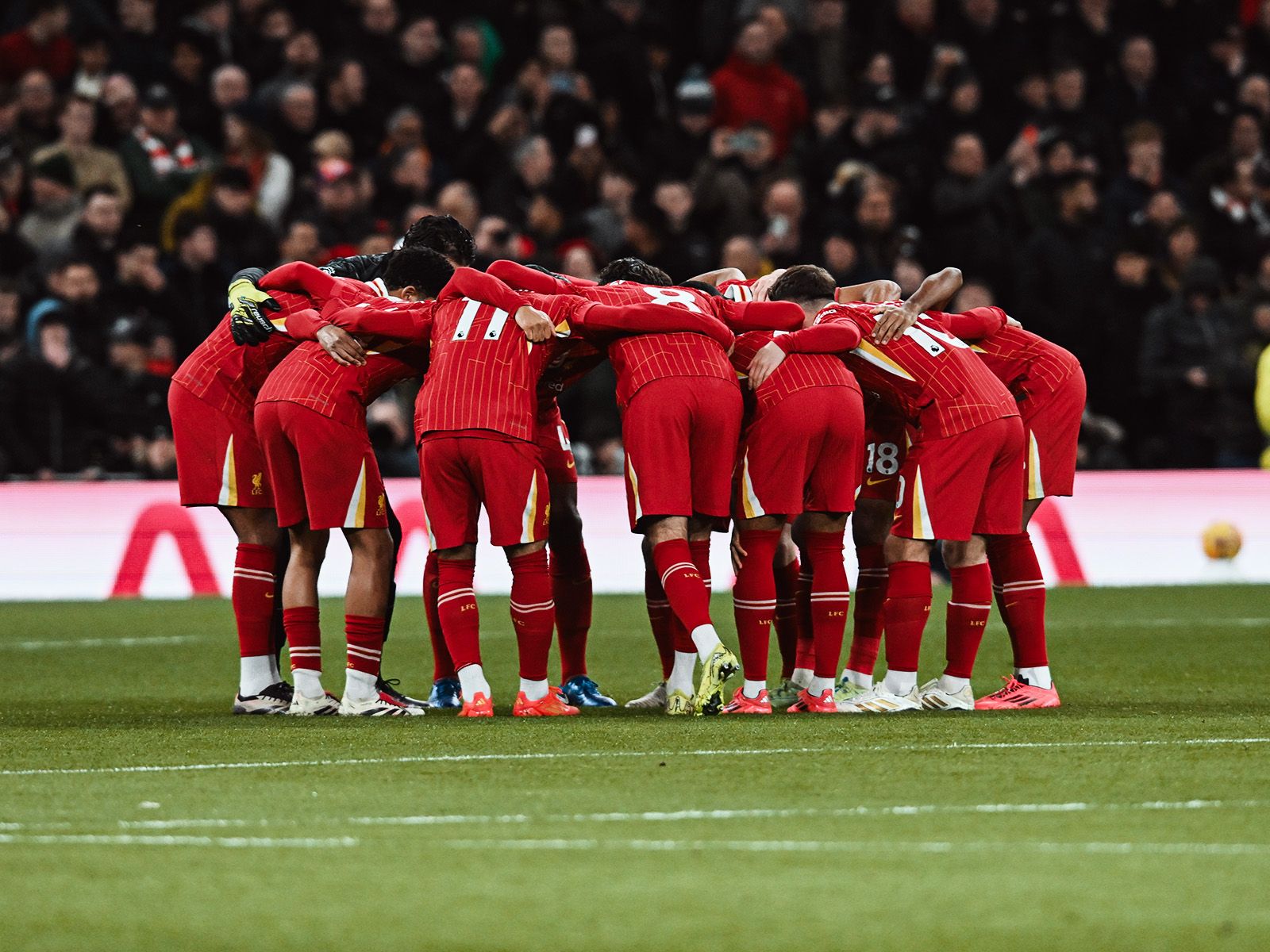 阿森纳欧冠五连胜力克拜仁慕尼黑（阿森纳欧冠豪取五连胜力擒拜仁慕尼黑）